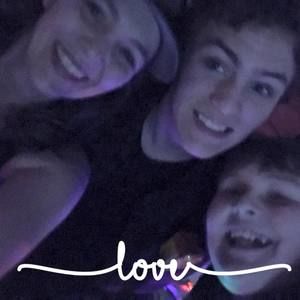 Meet your Posher, Stacy